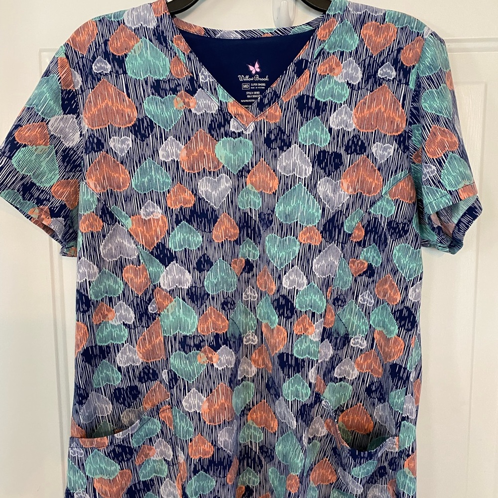 Willowbrook M scrub top
